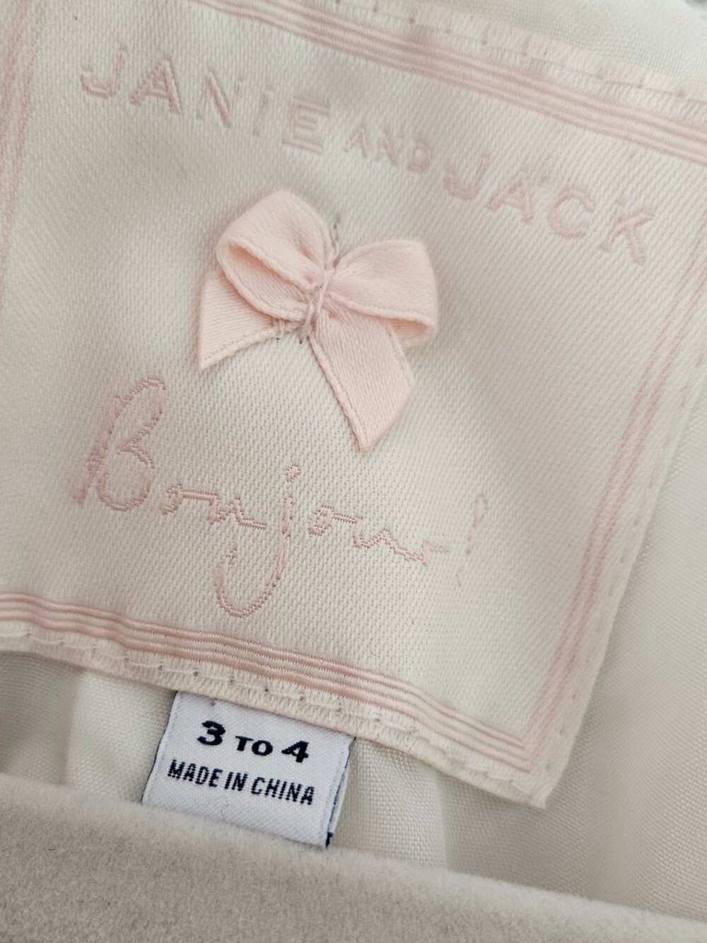 Janie and Jack Bonjour Cream Faux Fur Channel Quilted Jacket Coat Size 3 to 4 - Picture 2 of 11
